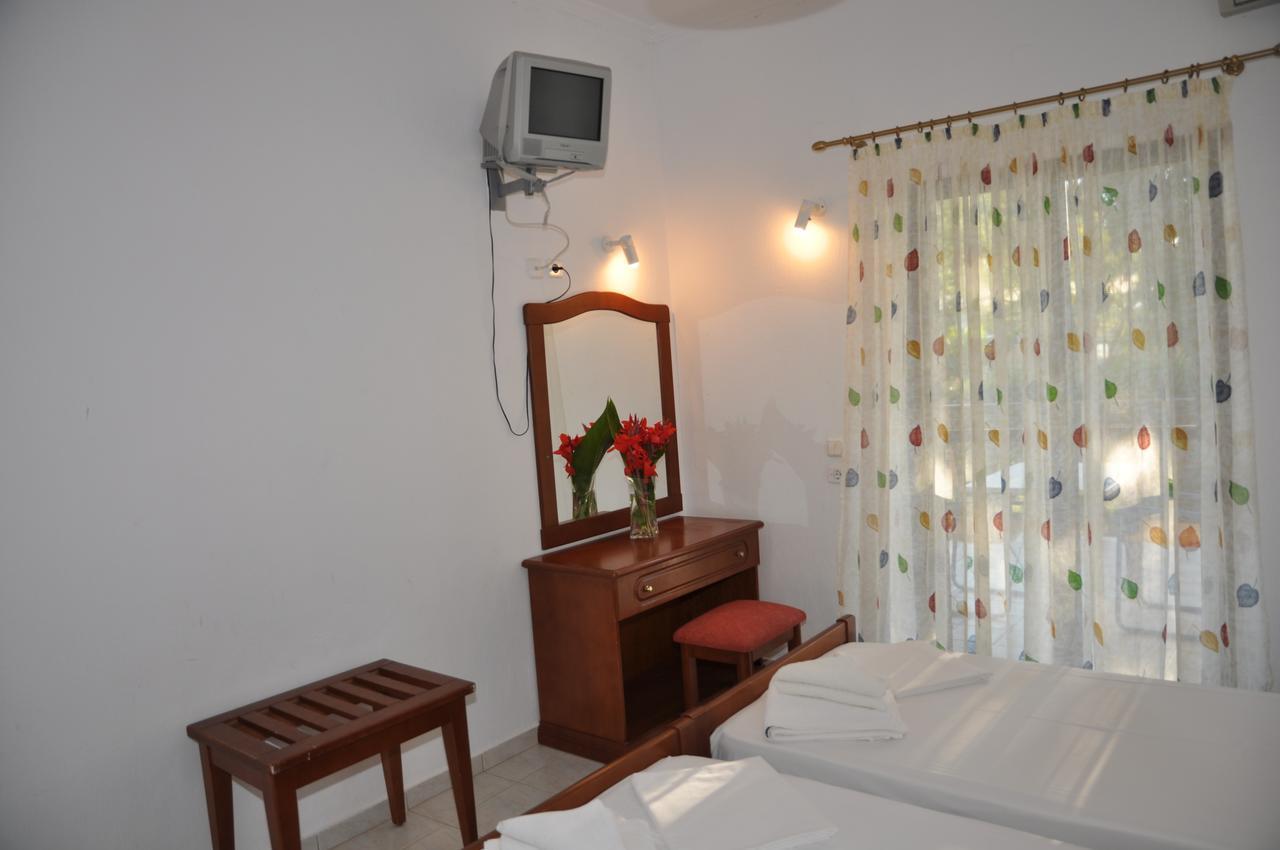 Hotel Dougas Αρκούδι Εξωτερικό φωτογραφία